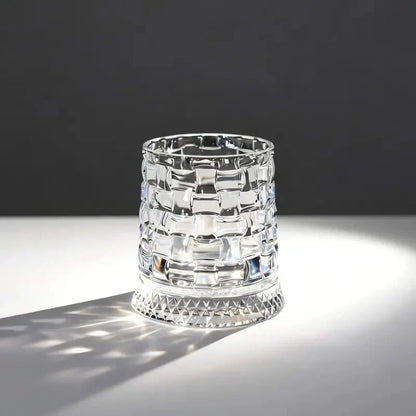 360° Spinning Star-Cut Crystal Glass for Whiskey and Cocktails