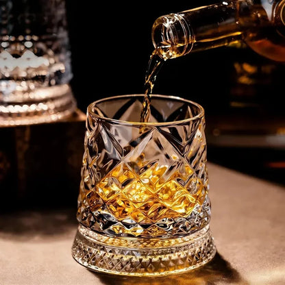 360° Spinning Star-Cut Crystal Glass for Whiskey and Cocktails