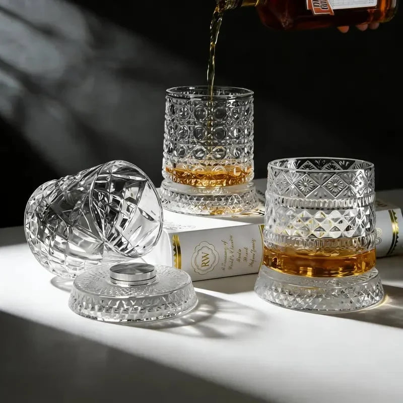 360° Spinning Star-Cut Crystal Glass for Whiskey and Cocktails