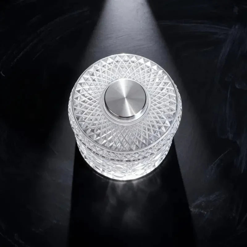 360° Spinning Star-Cut Crystal Glass for Whiskey and Cocktails
