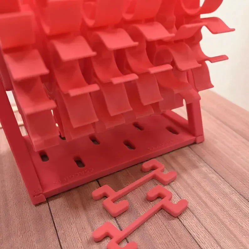 Space-Saving Rotating Bobbin Thread Organizer for Organized Storage