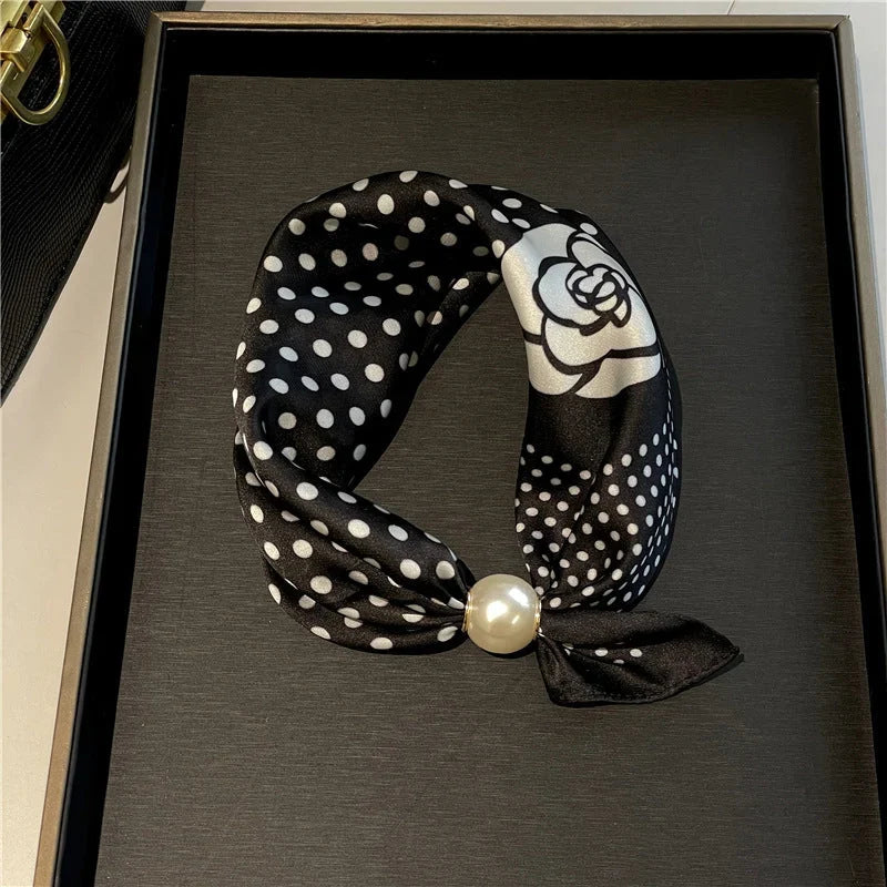 Pearl Necklace Scarf with an Easy Pop-On Design