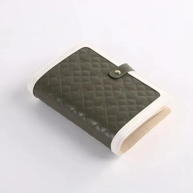 Space-Saving Elegant Portable Checkered Jewelry Storage