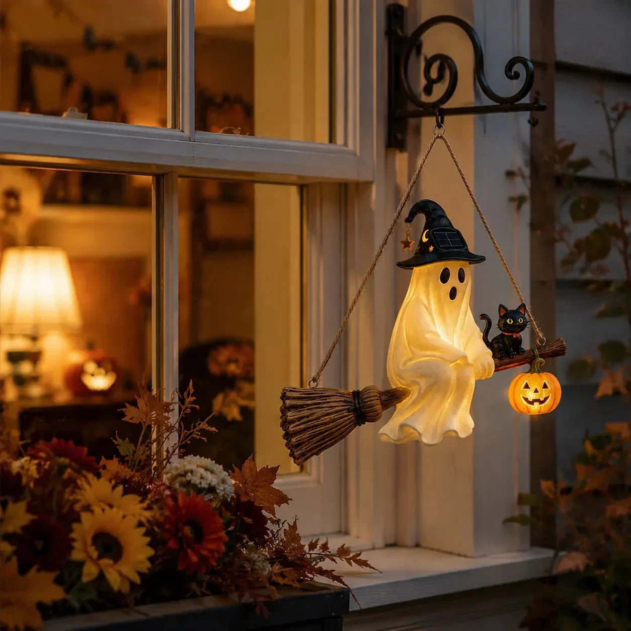 Hanging Solar Ghost Lantern for a Warm Halloween Porch Glow