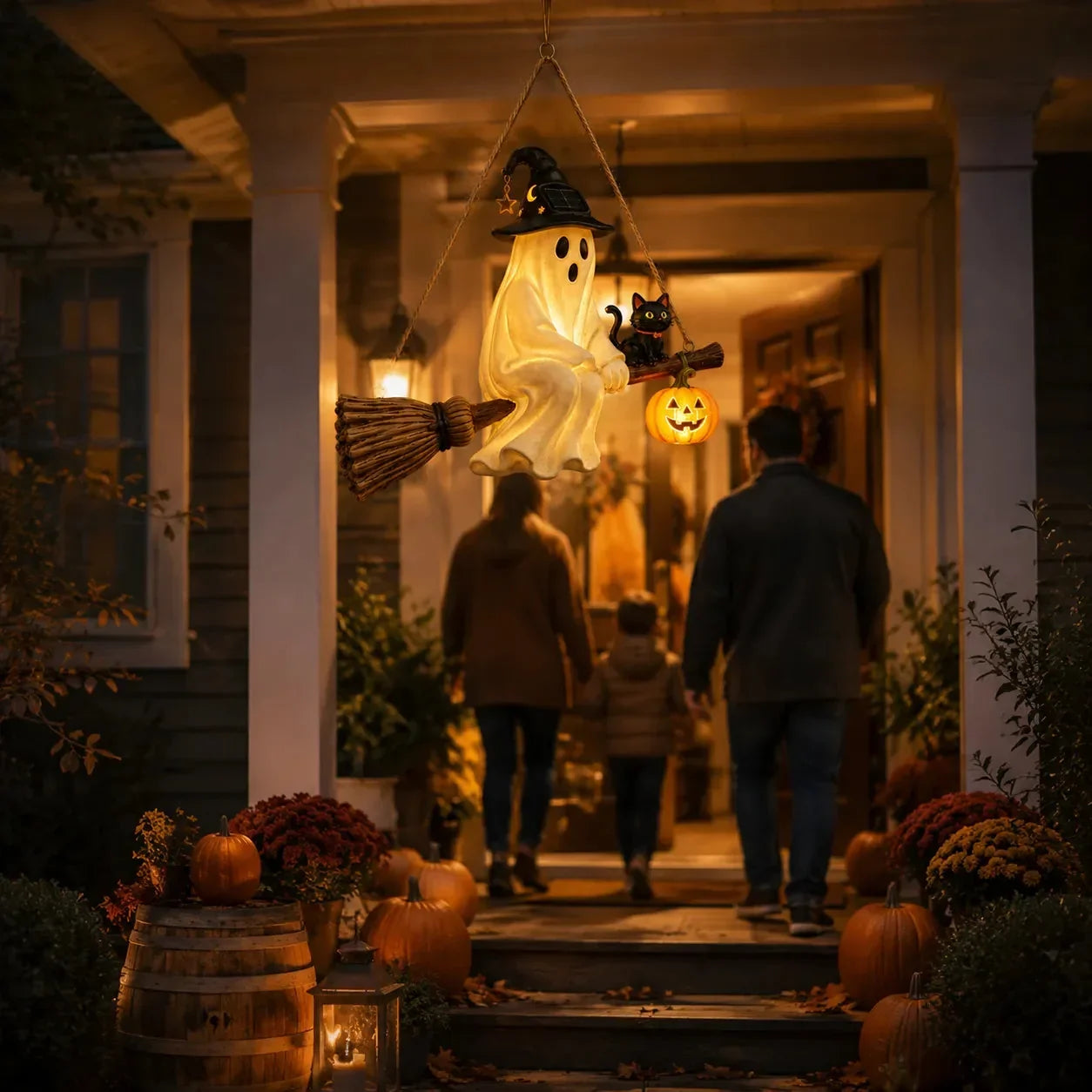 Hanging Solar Ghost Lantern for a Warm Halloween Porch Glow