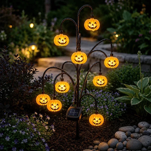 Glowing Halloween Tree-Stump Stake Powered by Sunlight