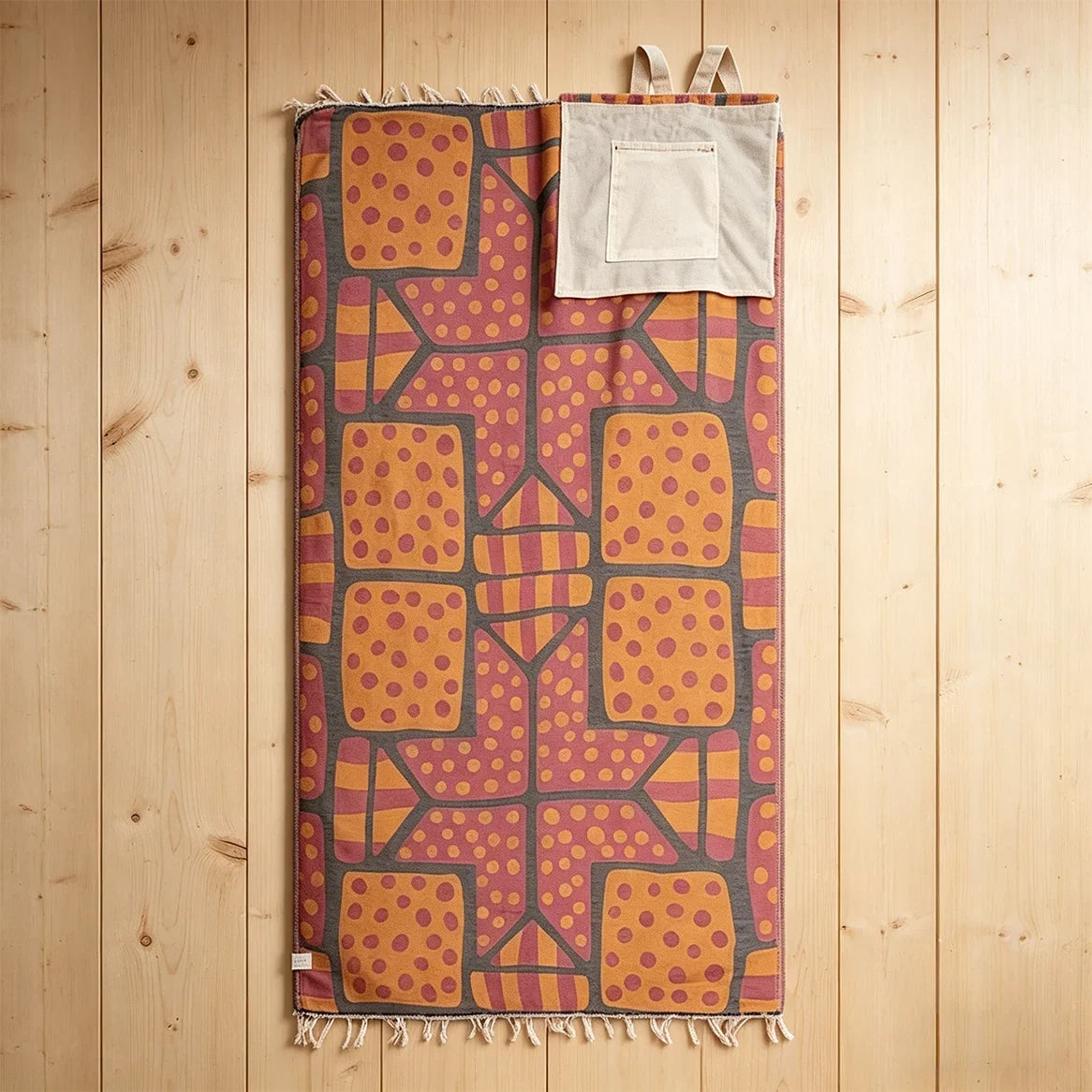 Comfort-Focused Sand Cloud – Sand-Repelling Fabric for Everyday Wear