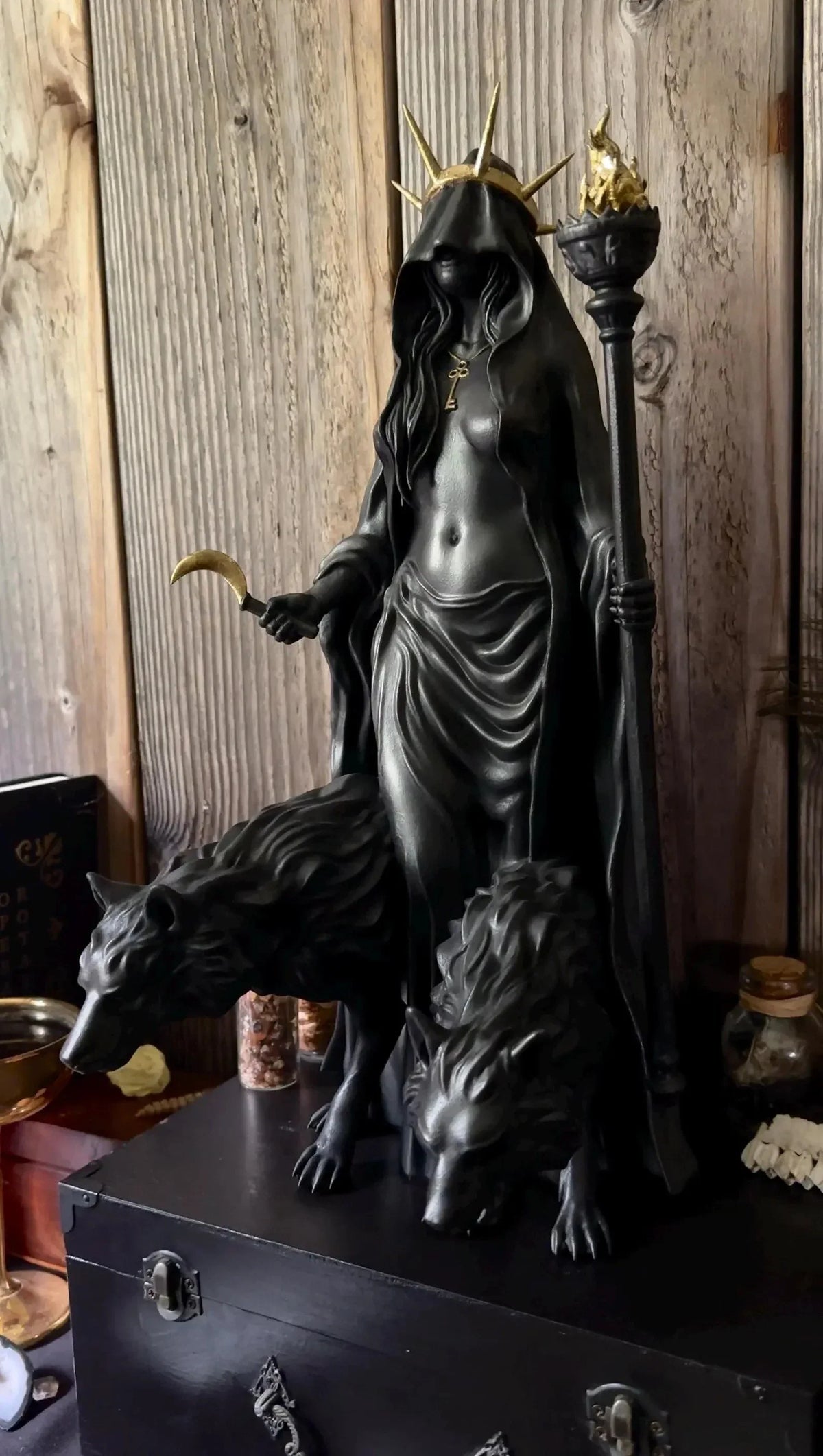 Purpose-Built Hekate Niktipolos, The Witch of The