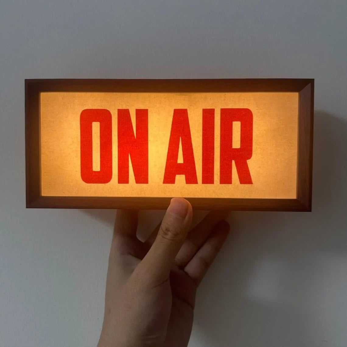 Decorative ON AIR Sign Lamp, Podcast Box Sign for Focused Lighting
