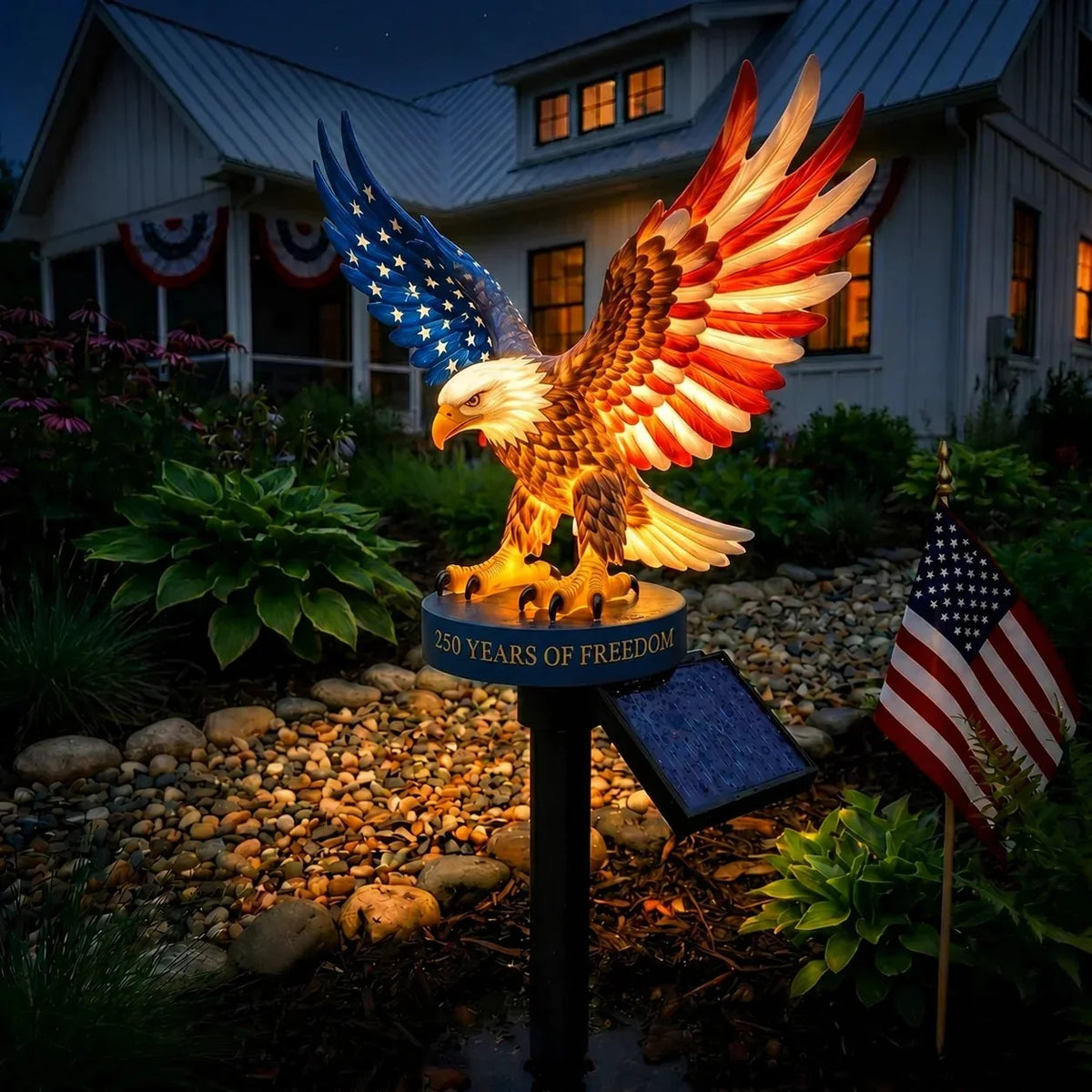 Outdoor-Ready Solar Eagle – American Freedom for Garden Display