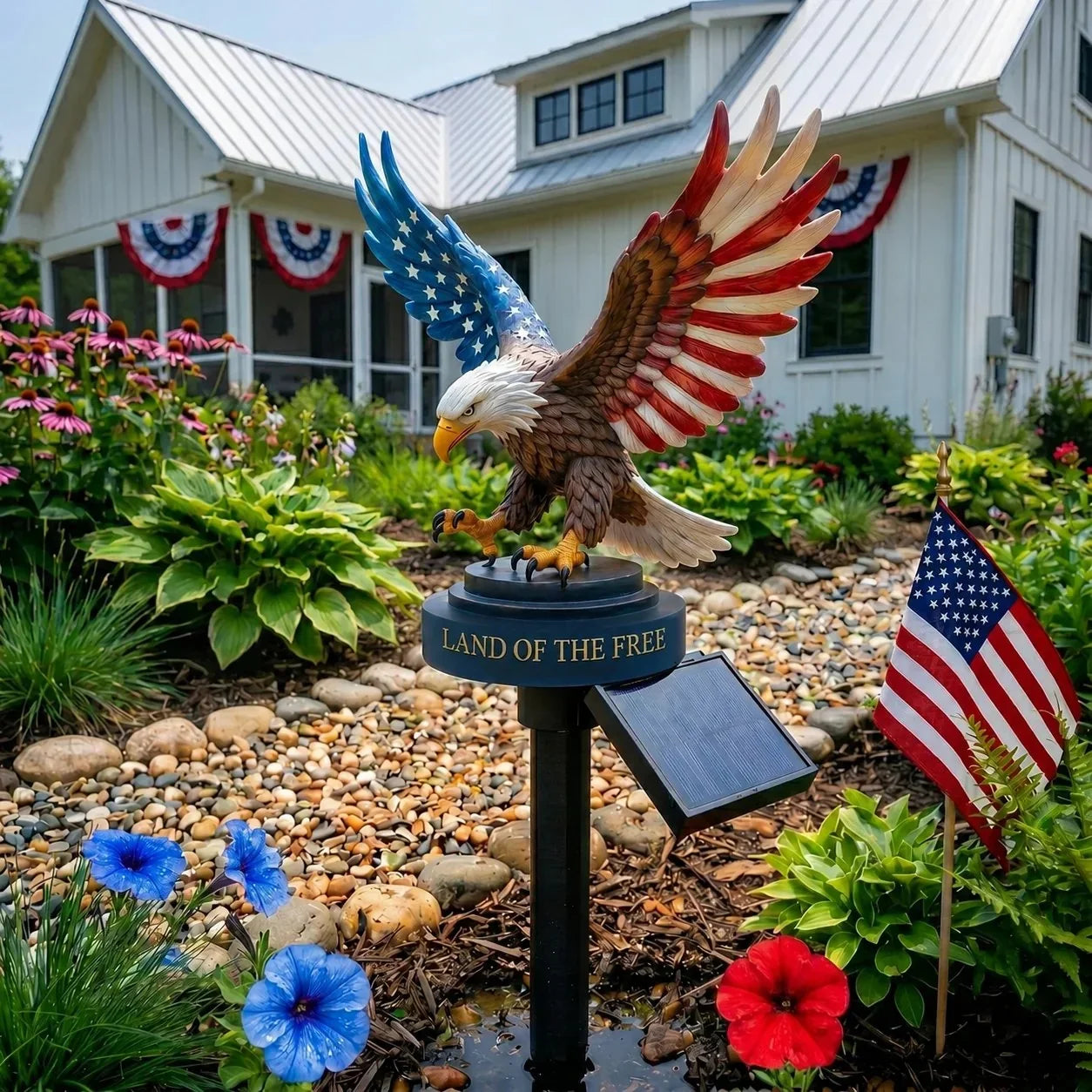 Outdoor-Ready Solar Eagle – American Freedom for Garden Display