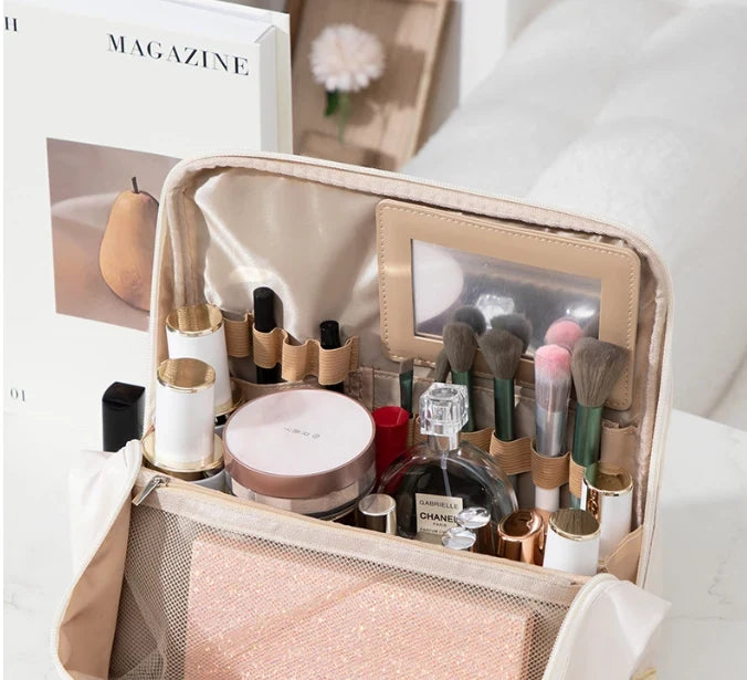 Distinctive Waterproof Large-Capacity Portable Makeup