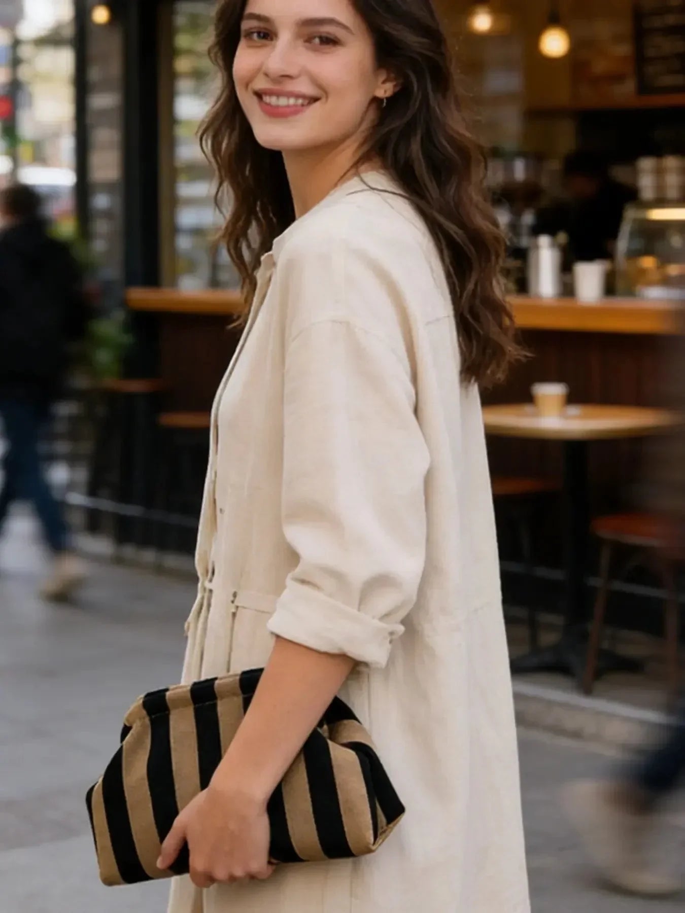 Space-Saving Women's Striped Cloud Handbag – Your New Go-To for Every