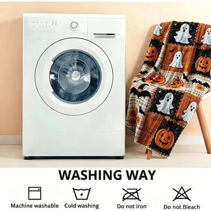 Decorative Pumpkin & Bat Flannel Throw Blanket, Soft Lightweight Cozy